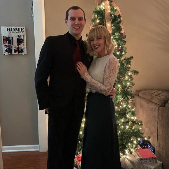 Meet your Posher, Becca - Picture 1 of 1